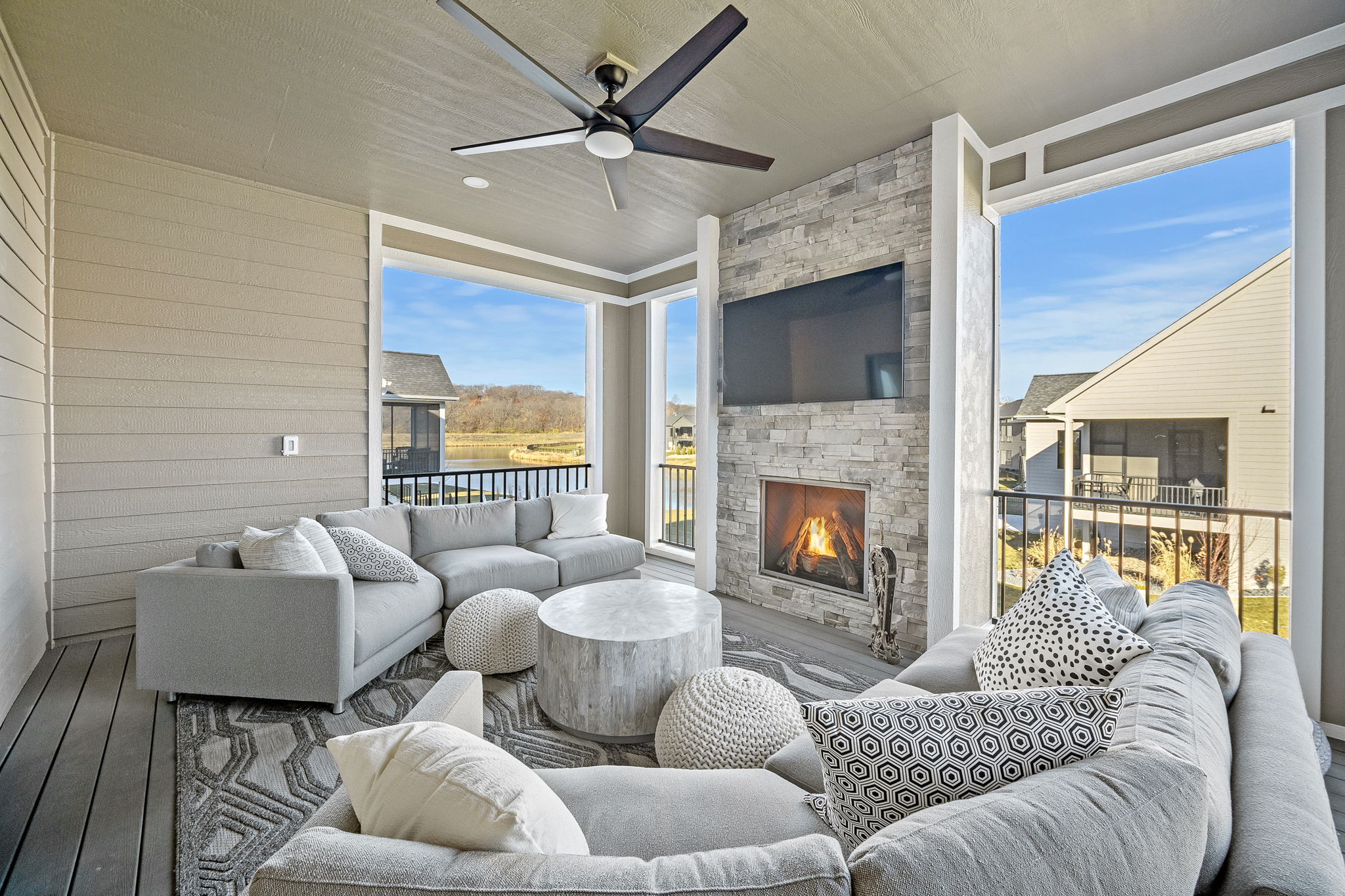 32-web-or-mls-1201 Oak Vly Cir-32